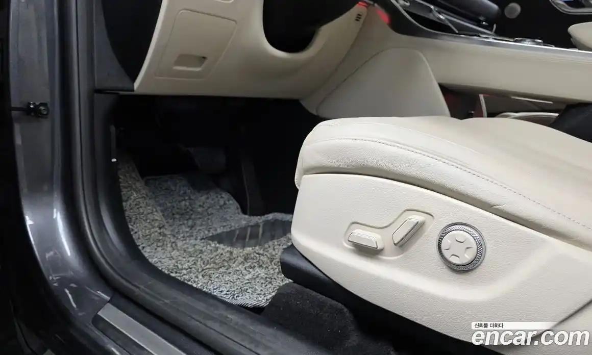 Genesis GV80 2022 2.5 Автомат в Москве № 11531, фото 16