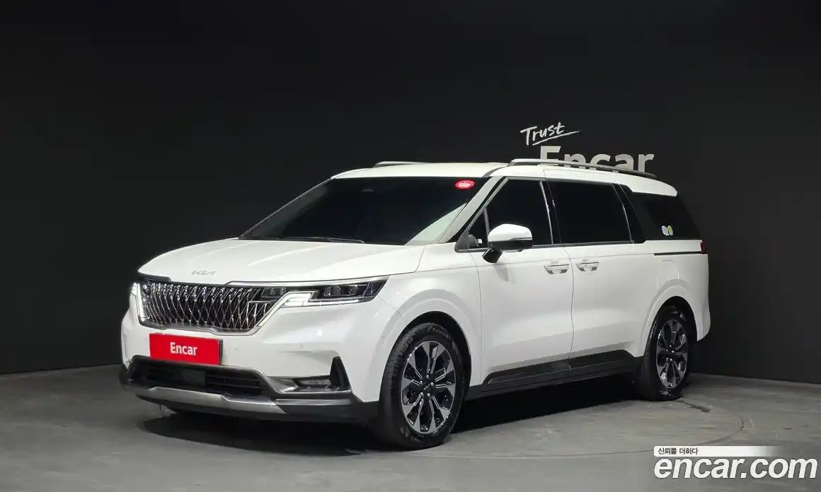 Kia Canival 2023 3.5 Автомат в Москве № 121491, фото 18