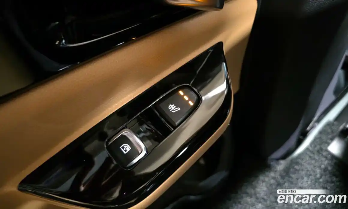 Kia Canival 2023 3.5 Автомат в Москве № 121491, фото 19