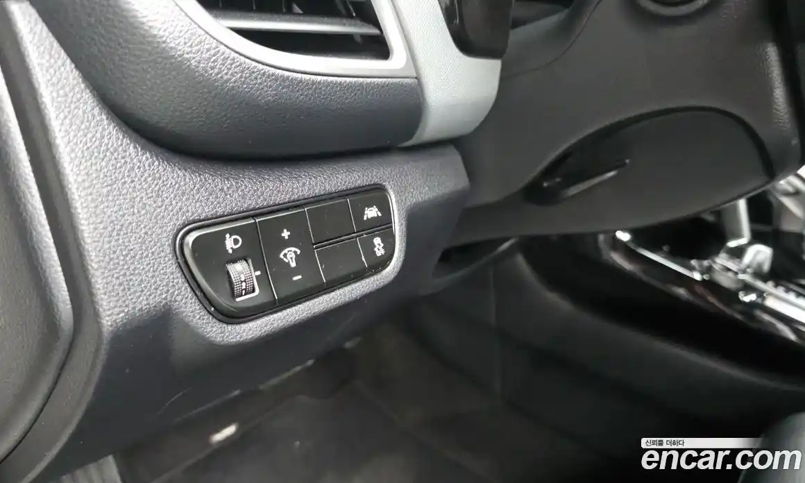 Kia Seltos 2020 1.6 Автомат в Москве № 121895, фото 18