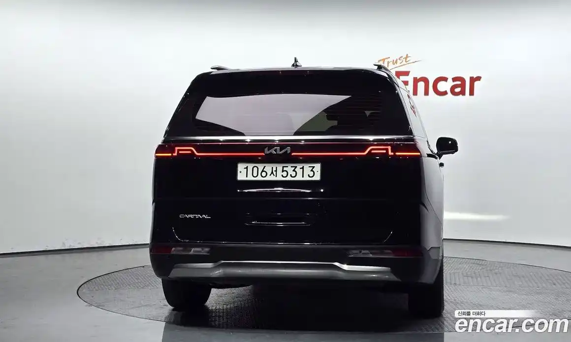 Kia Canival 2023 2.2 Автомат в Москве № 122280, фото 16