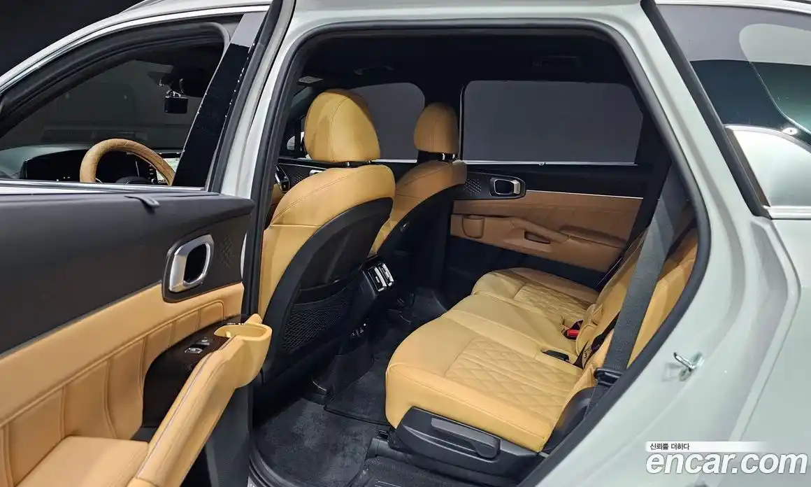 Kia Sorento 2023 2.2 Автомат в Москве № 123831, фото 12