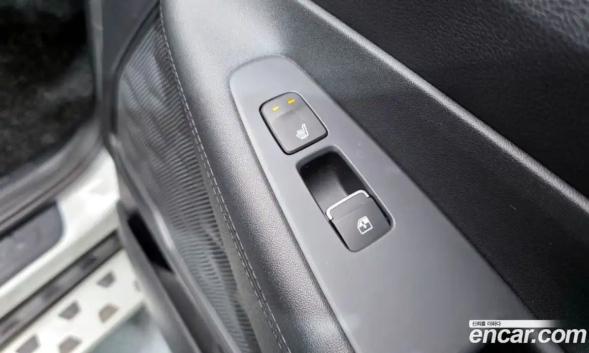 Hyundai Santa Fe 2022 1.6 Автомат в Москве № 124077, фото 19