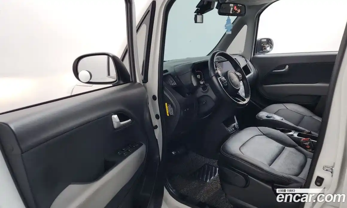 Kia Ray 2023 1.0 Автомат в Москве № 124091, фото 8