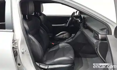 Hyundai Veloster 2021 2.0 Автомат в Москве № 126017, миниатюра 3