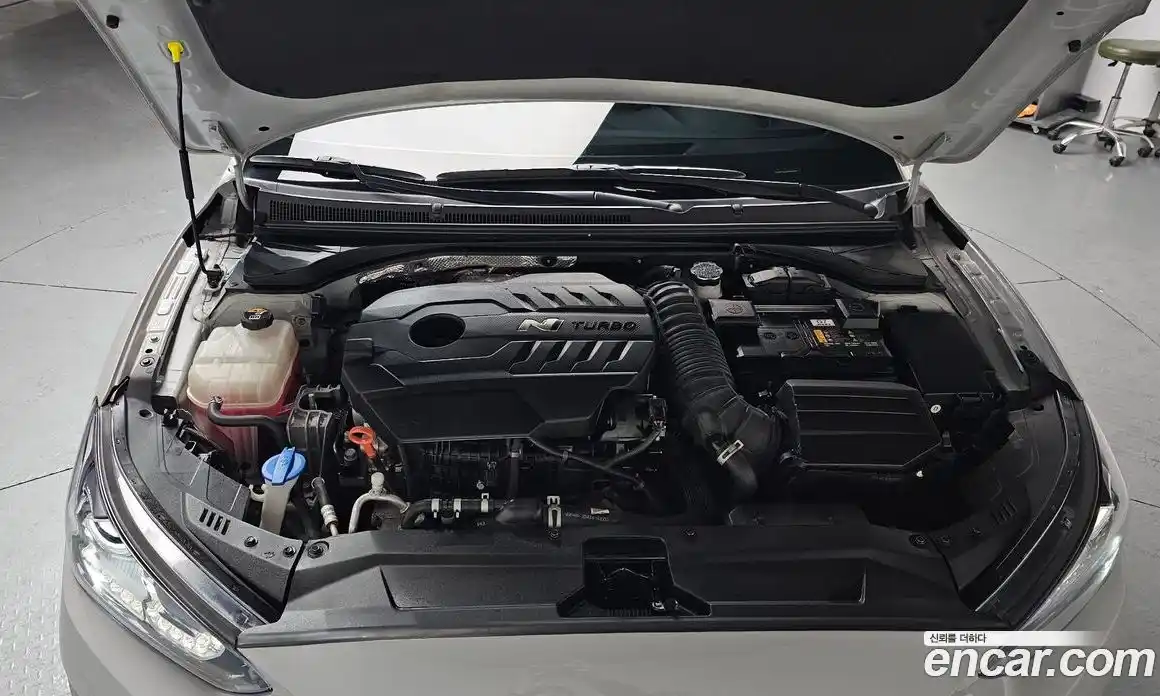 Hyundai Veloster 2021 2.0 Автомат в Москве № 126017, фото 10