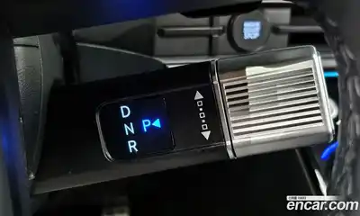 Hyundai Santa Fe 2024 1.6 Автомат в Москве № 126027, миниатюра 9