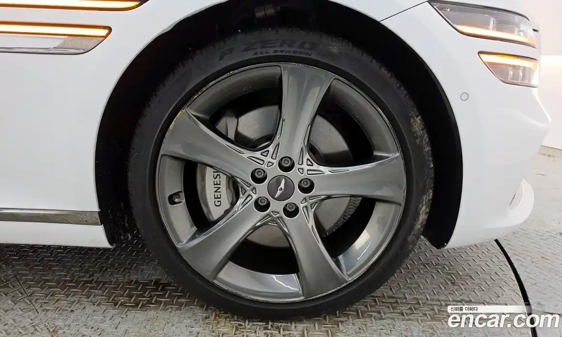 Genesis G80 2023 2.5 Автомат в Москве № 12876, фото 19