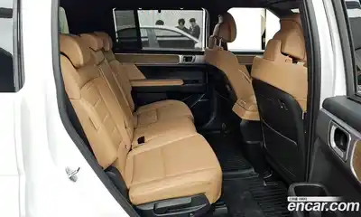 Hyundai Santa Fe 2024 2.5 Автомат в Москве № 130533, миниатюра 4