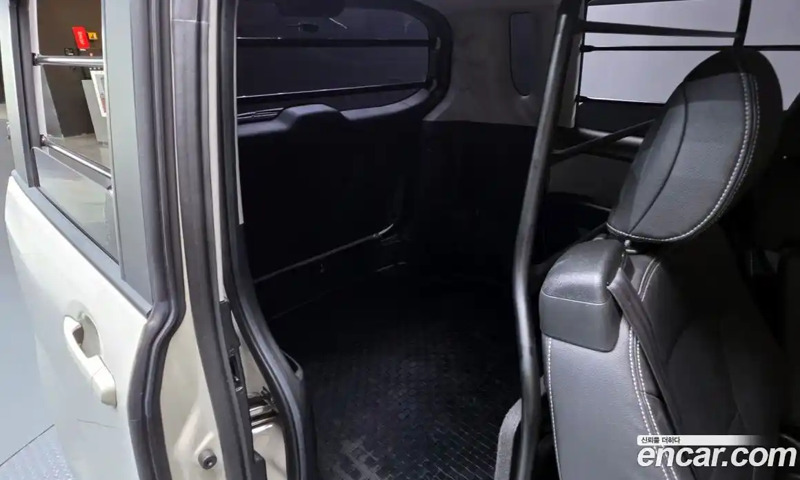 Kia Ray 2023 1.0 Автомат в Москве № 130571, фото 4