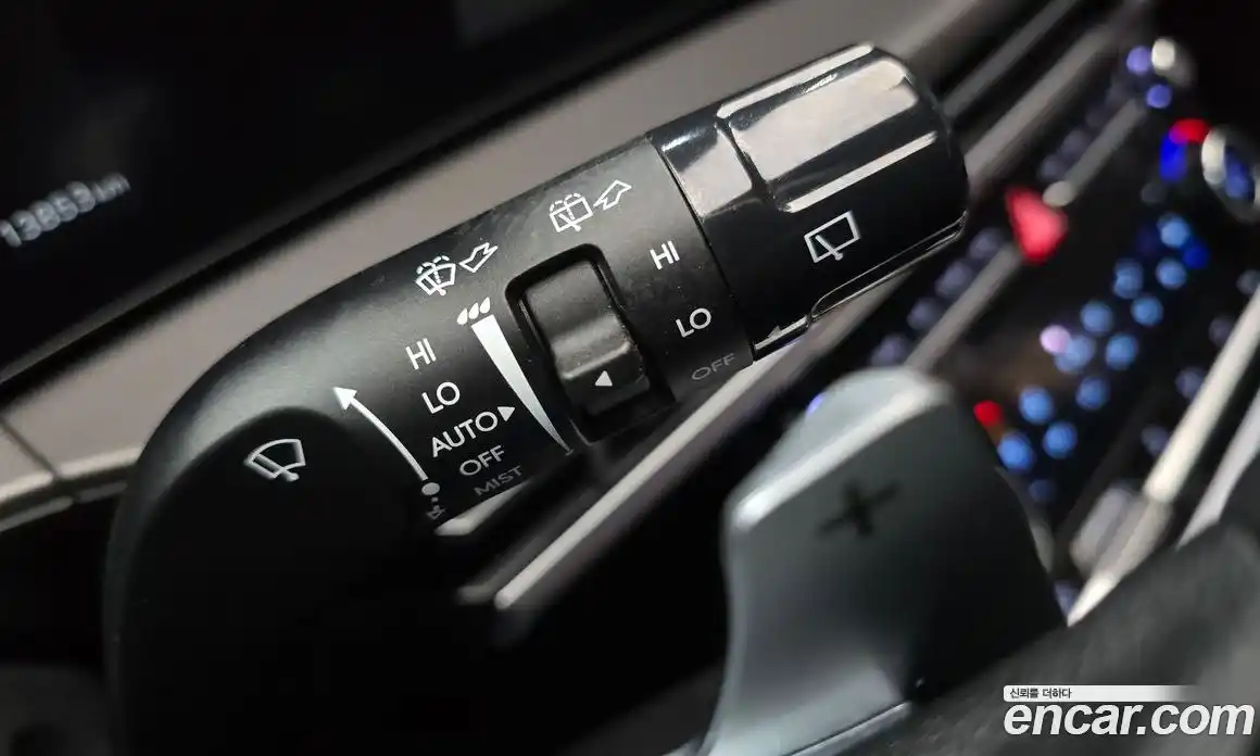 Hyundai Santa Fe 2024 2.5 Автомат в Москве № 130723, фото 17