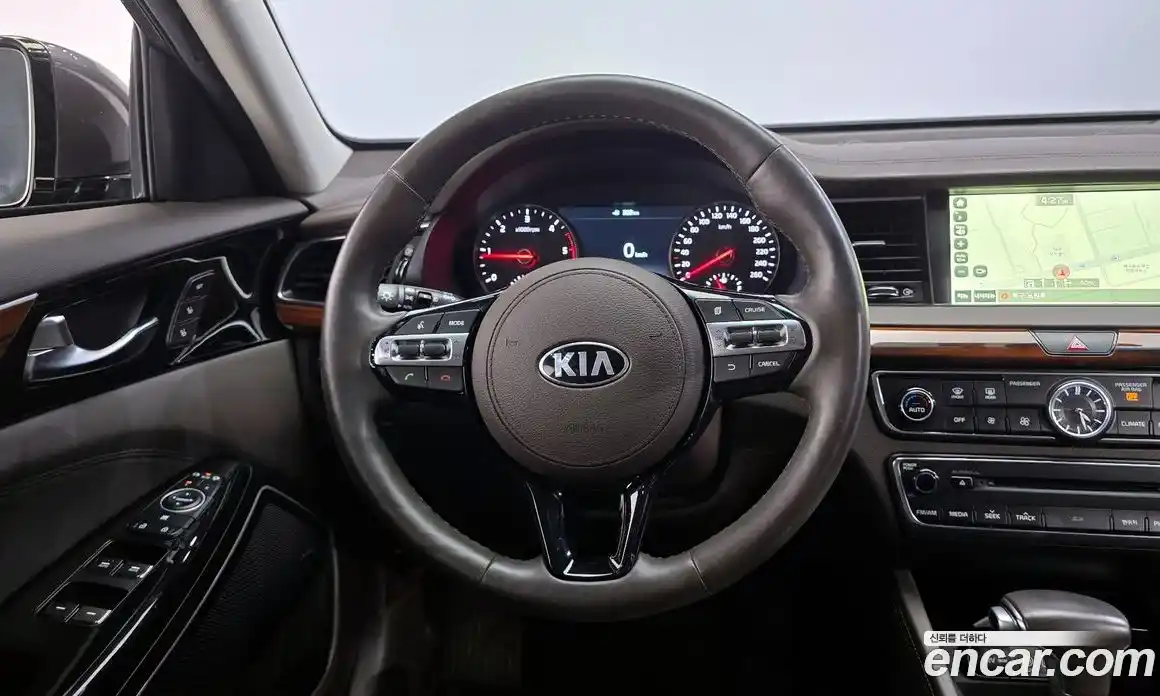 Kia K7 2017 2.2 Автомат в Москве № 133080, фото 13