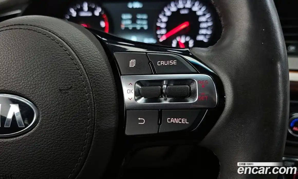 Kia K7 2017 2.2 Автомат в Москве № 133080, фото 18