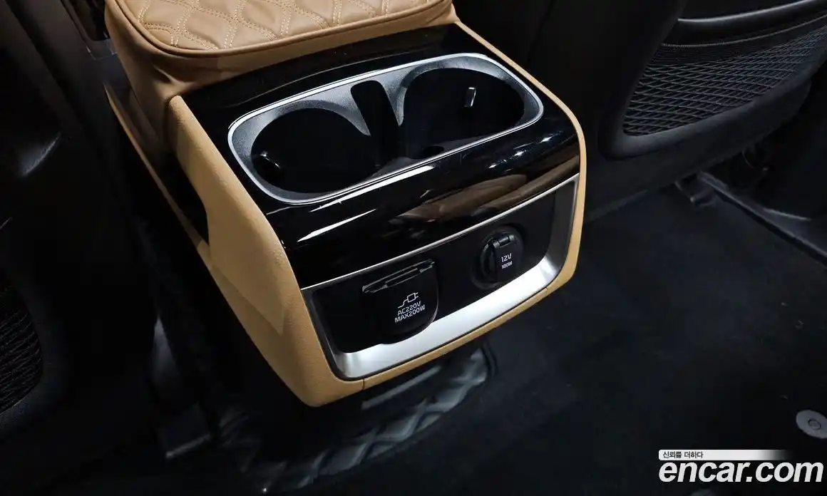 Kia Canival 2022 2.2 Автомат в Москве № 133463, фото 19