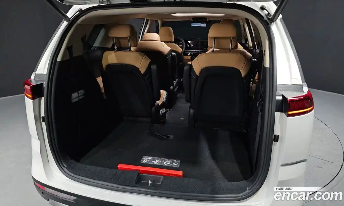 Kia Canival 2022 2.2 Автомат в Москве № 133463, фото 20