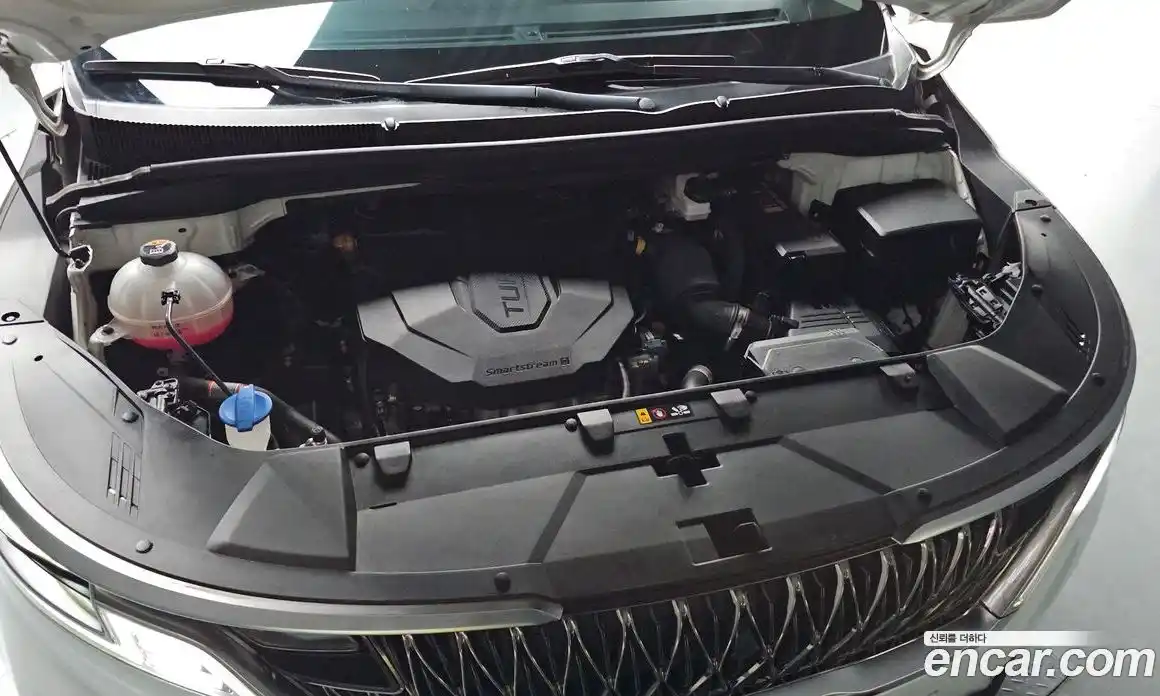 Kia Canival 2022 2.2 Автомат в Москве № 133463, фото 6