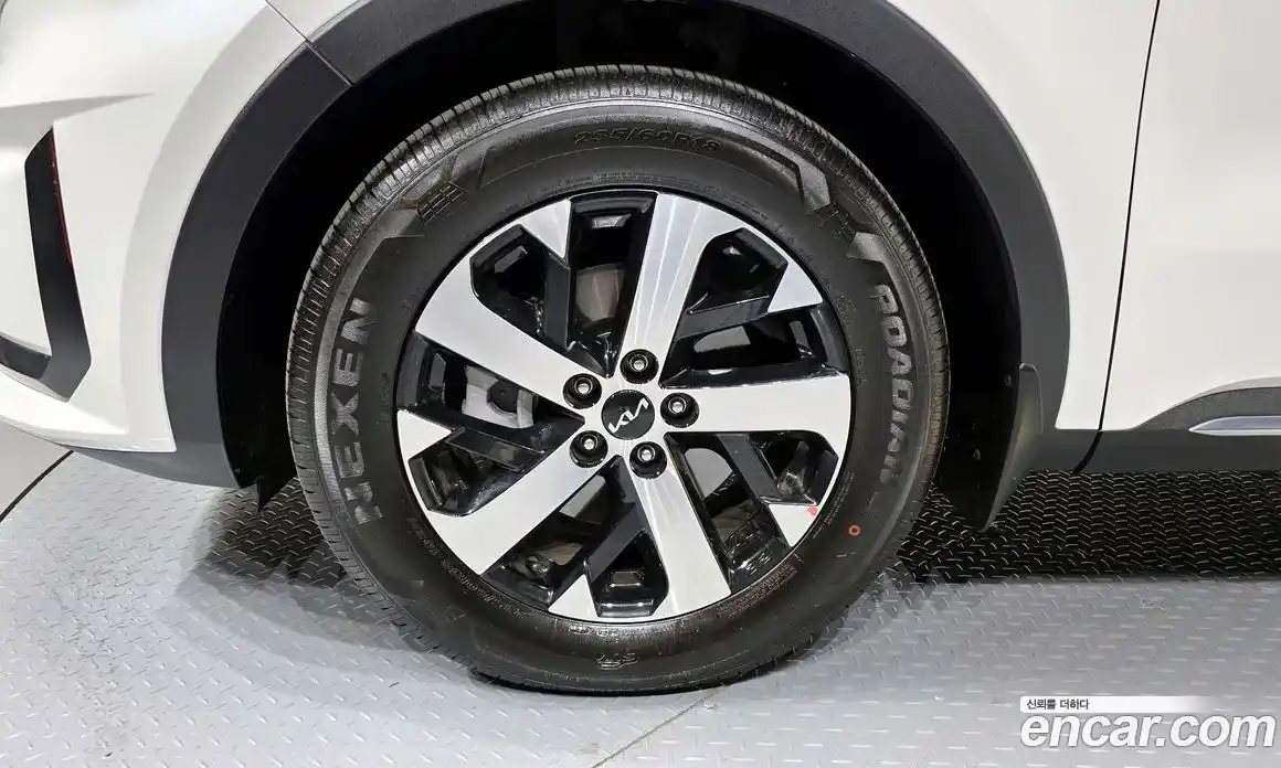 Kia Sorento 2023 2.2 Автомат в Москве № 133711, фото 13