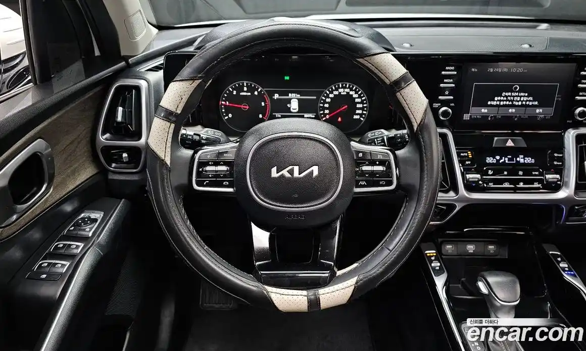 Kia Sorento 2023 2.2 Автомат в Москве № 133711, фото 20