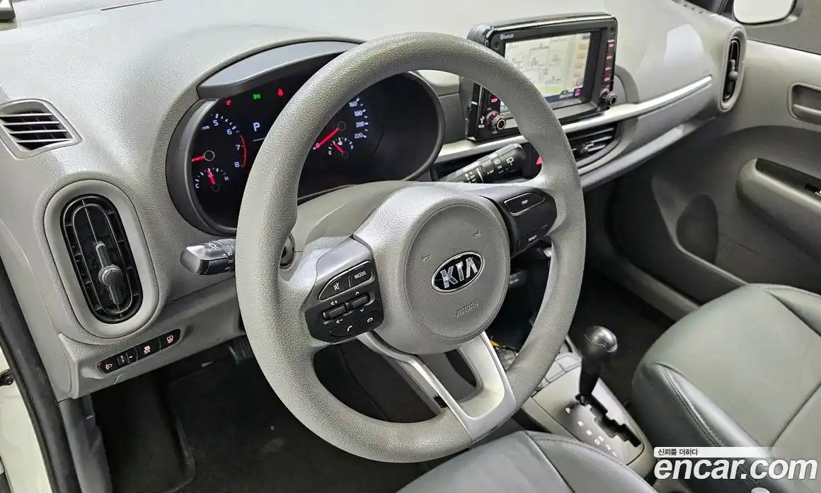 Kia Morning 2021 1.0 Автомат в Москве № 134469, фото 13