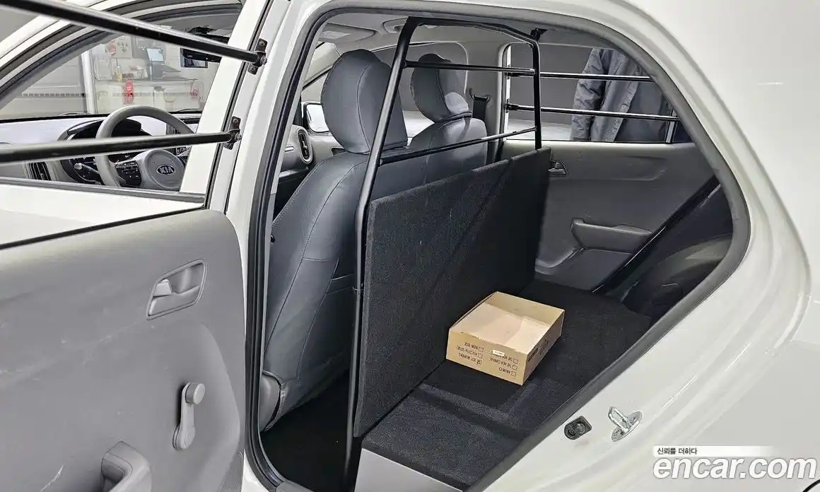 Kia Morning 2021 1.0 Автомат в Москве № 134469, фото 19