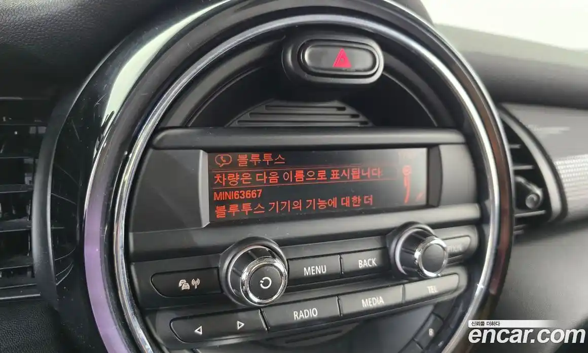 Mini Cooper 2015 1.5 Автомат в Москве № 134785, фото 11