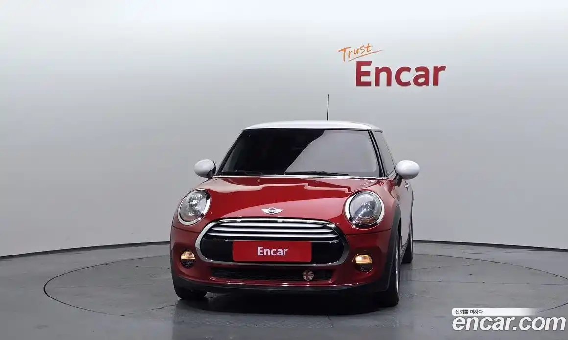 Mini Cooper 2015 1.5 Автомат в Москве № 134785, фото 15