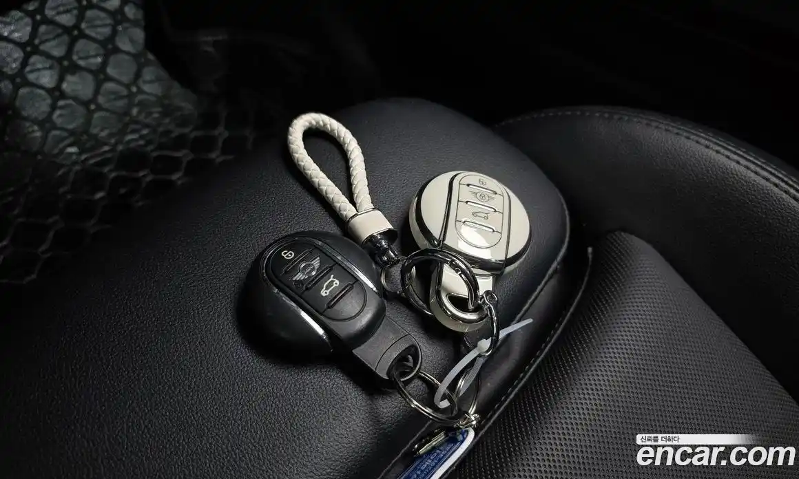 Mini Cooper 2015 1.5 Автомат в Москве № 134785, фото 18