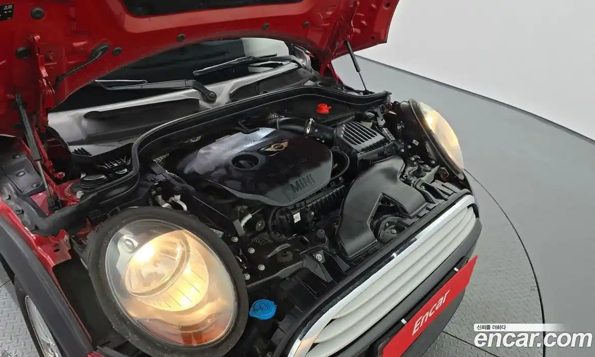 Mini Cooper 2015 1.5 Автомат в Москве № 134785, фото 3