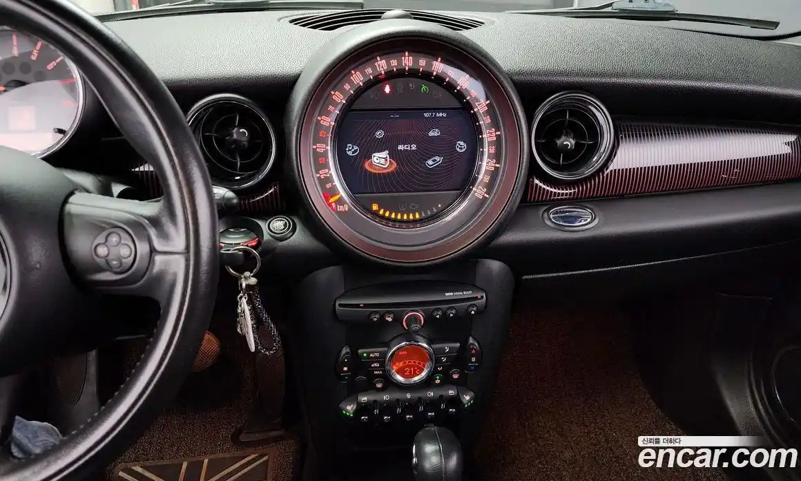 Mini Clubman 2012 1.6 Автомат в Москве № 135938, фото 11