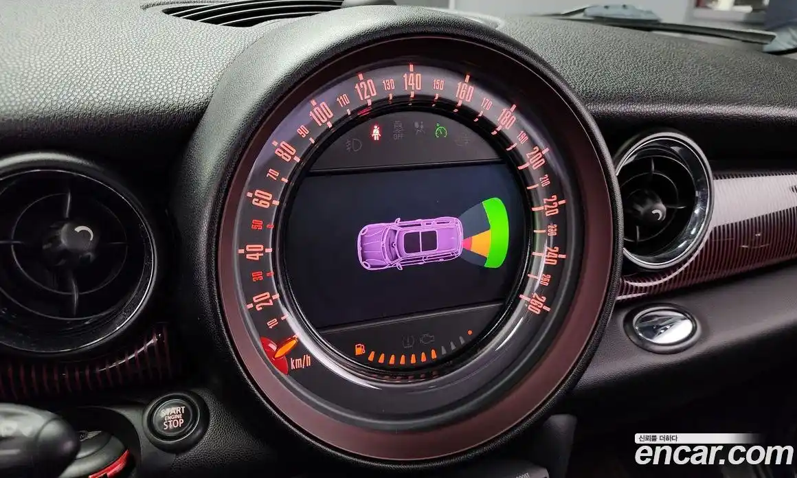 Mini Clubman 2012 1.6 Автомат в Москве № 135938, фото 13