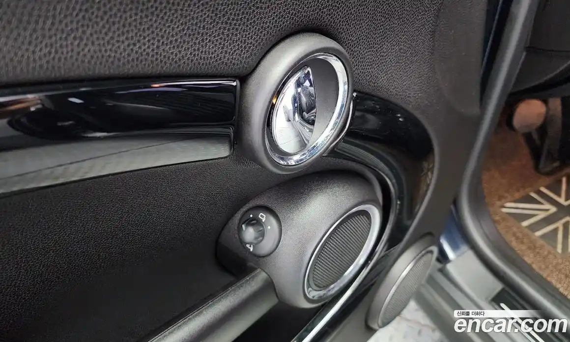 Mini Clubman 2012 1.6 Автомат в Москве № 135938, фото 10