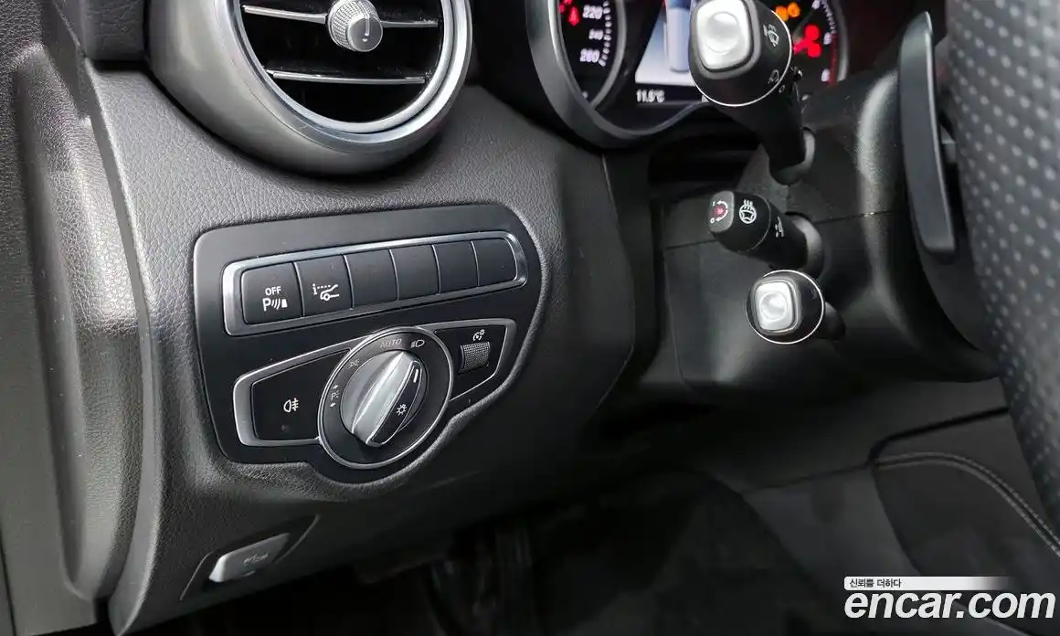 Mercedes-Benz GLC-Class 2018 2.1 Автомат в Москве № 141529, фото 12