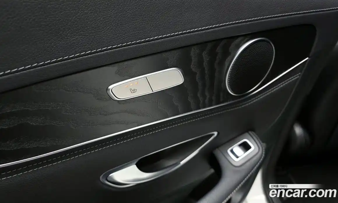 Mercedes-Benz GLC-Class 2018 2.1 Автомат в Москве № 141529, фото 3