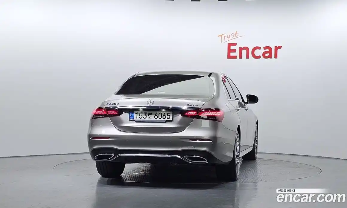 Mercedes-Benz E-Class 2021 1.9 Автомат в Москве № 141950, фото 18