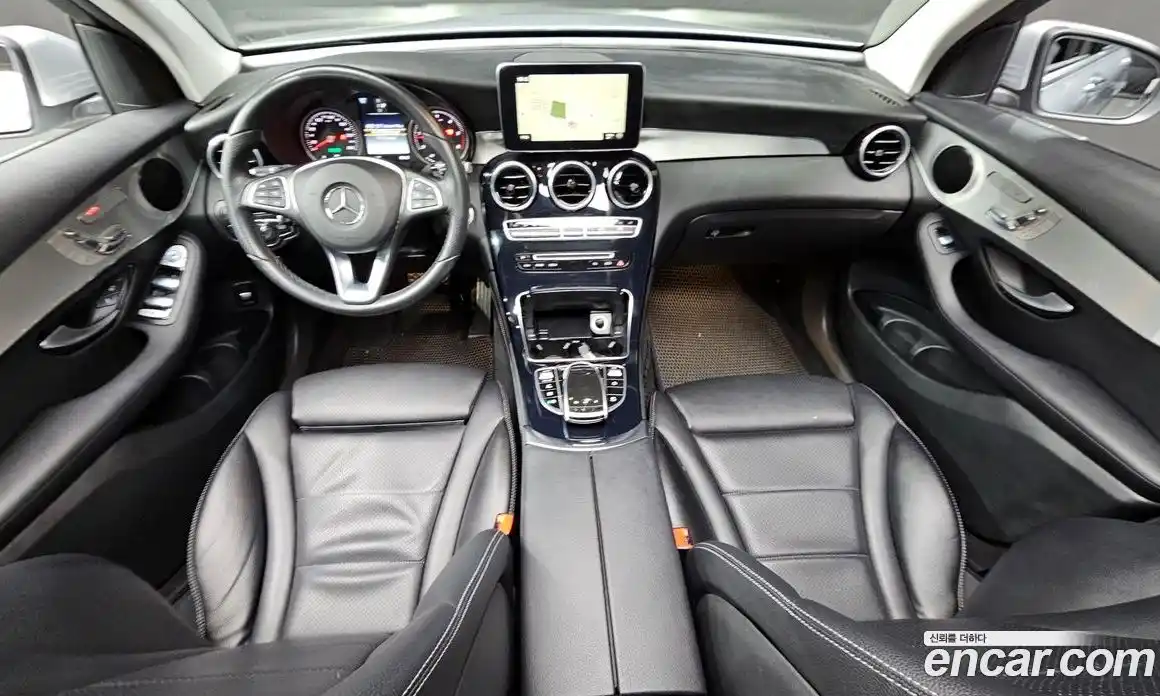 Mercedes-Benz GLC-Class 2017 2.1 Автомат в Москве № 143810, фото 17