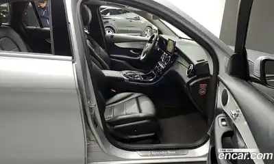 Mercedes-Benz GLC-Class 2017 2.1 Автомат в Москве № 143810, миниатюра 5