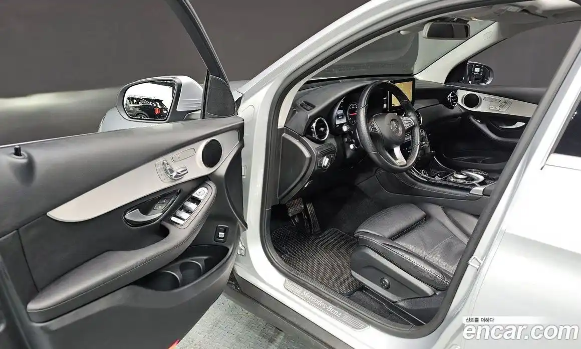 Mercedes-Benz GLC-Class 2017 2.1 Автомат в Москве № 143810, фото 10