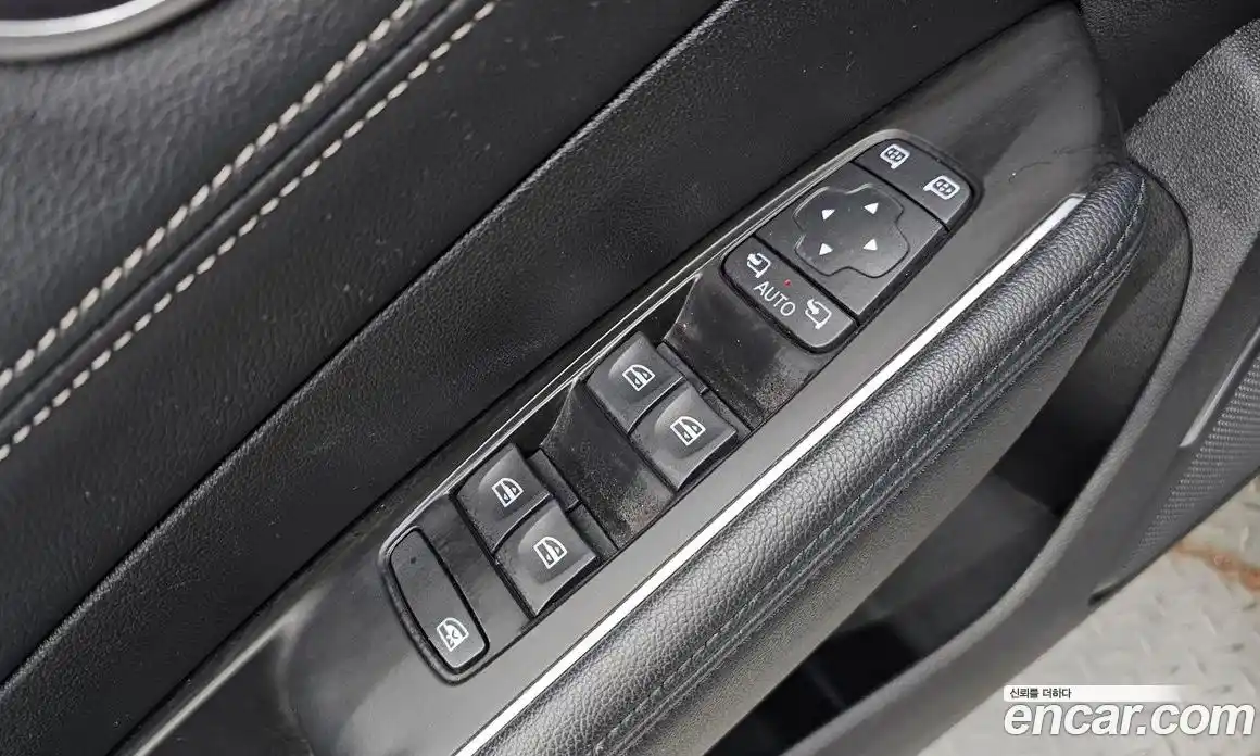 Renault SM6 2020 2.0 Автомат в Москве № 146783, фото 13