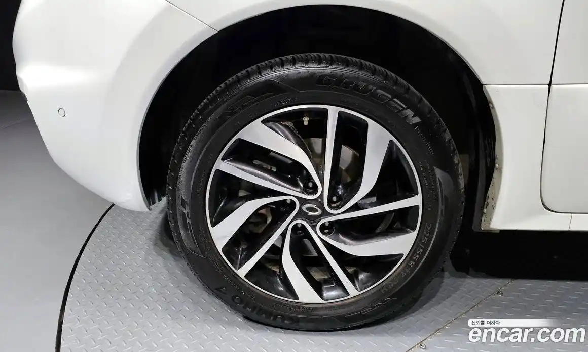 Renault QM5 2015 2.0 Автомат в Москве № 148634, фото 4