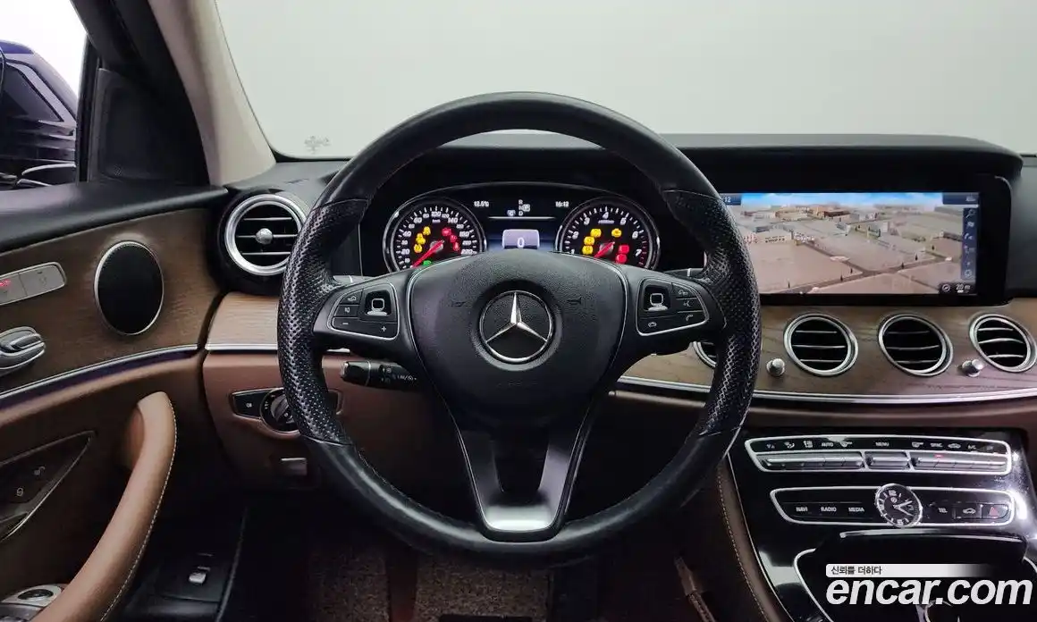Mercedes-Benz E-Class 2018 2.0 Автомат в Москве № 150634, фото 6