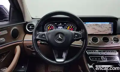Mercedes-Benz E-Class 2018 2.0 Автомат в Москве № 150634, миниатюра 6