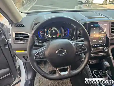 Renault QM6 2024 2.0 Автомат в Москве № 152322, миниатюра 11