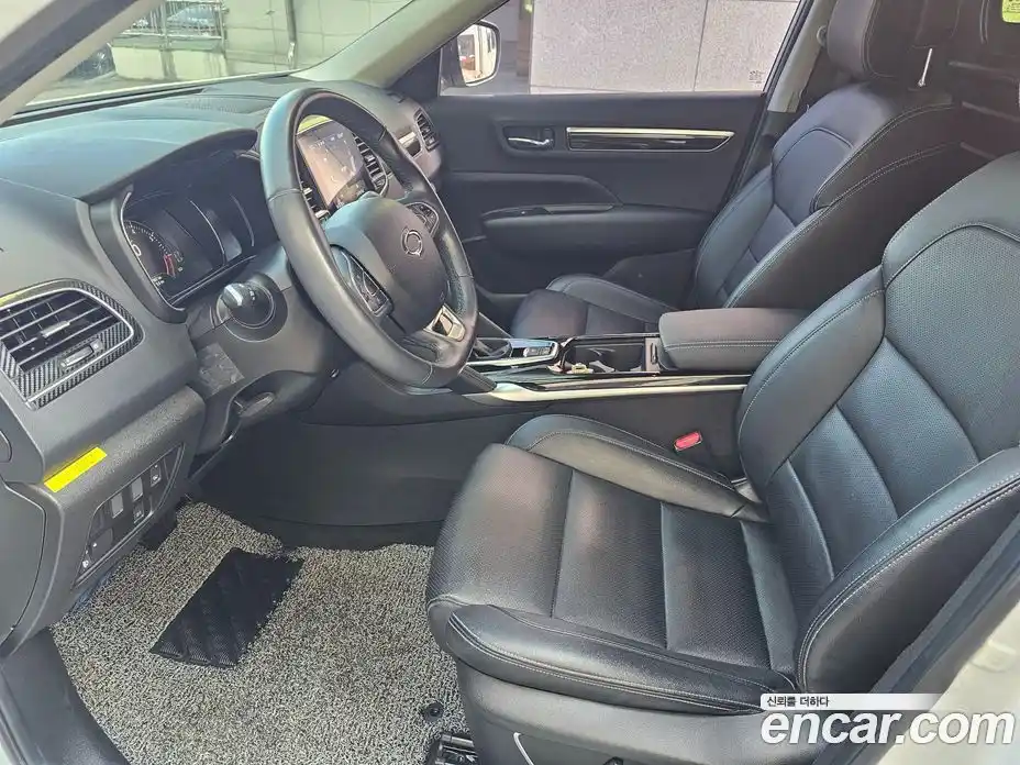 Renault QM6 2024 2.0 Автомат в Москве № 152322, фото 10