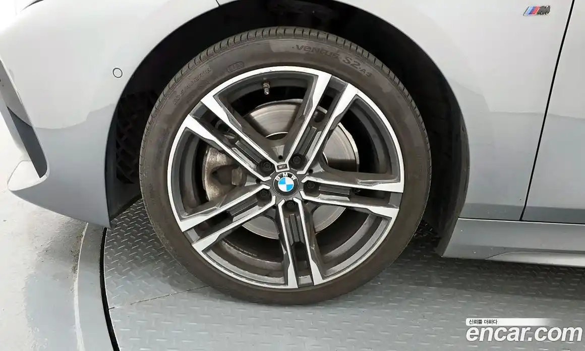 BMW 1-Series 2023 2.0 Автомат в Москве № 154093, фото 18