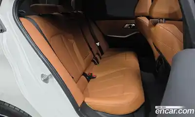 BMW 3-Series 2024 2.0 Автомат в Москве № 154179, миниатюра 12