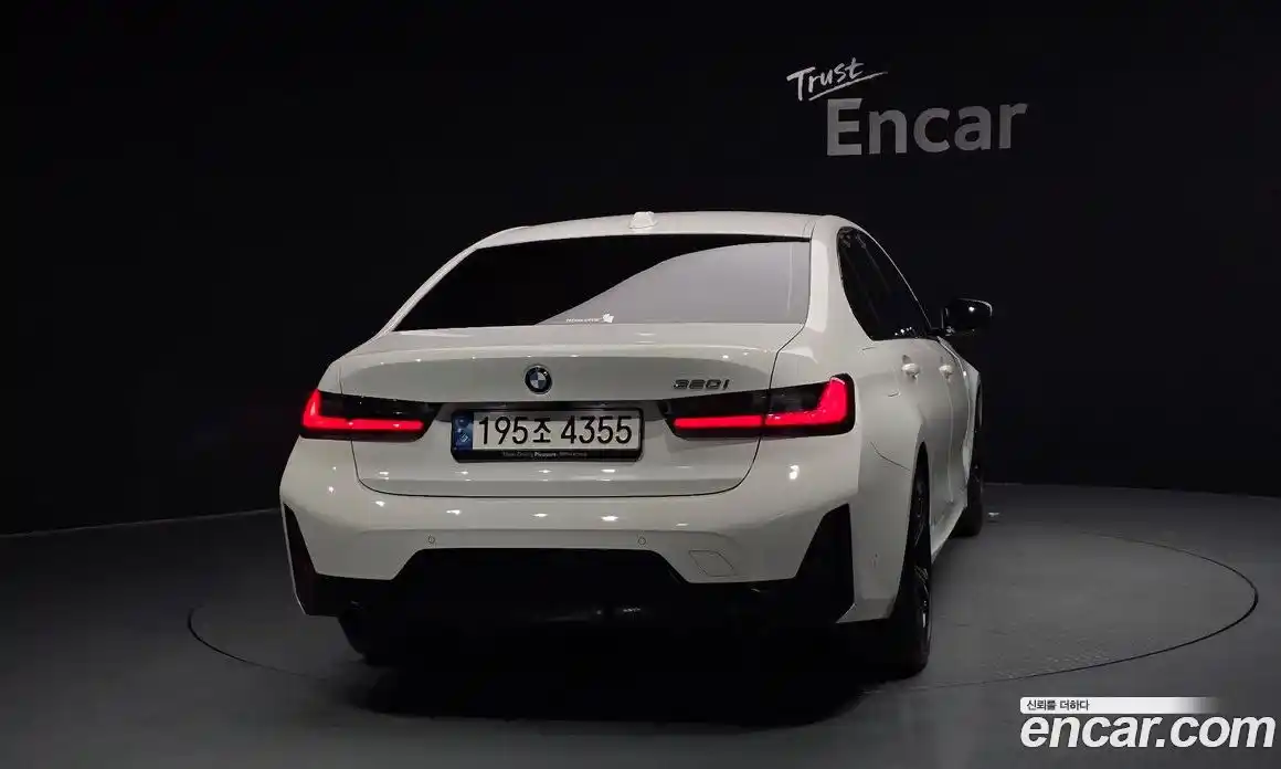 BMW 3-Series 2024 2.0 Автомат в Москве № 154179, фото 4