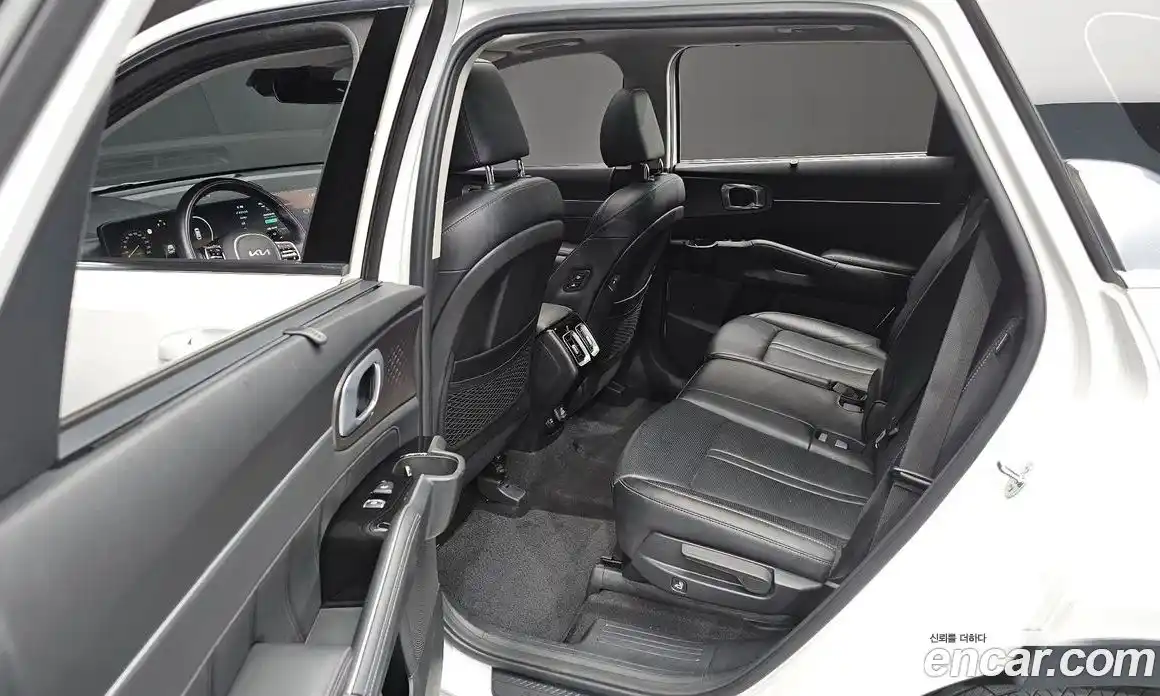 Kia Sorento 2024 2.5 Автомат в Москве № 15450, фото 7