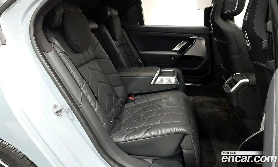 BMW 7-Series 2023 3.0 Автомат в Москве № 158153, фото 12