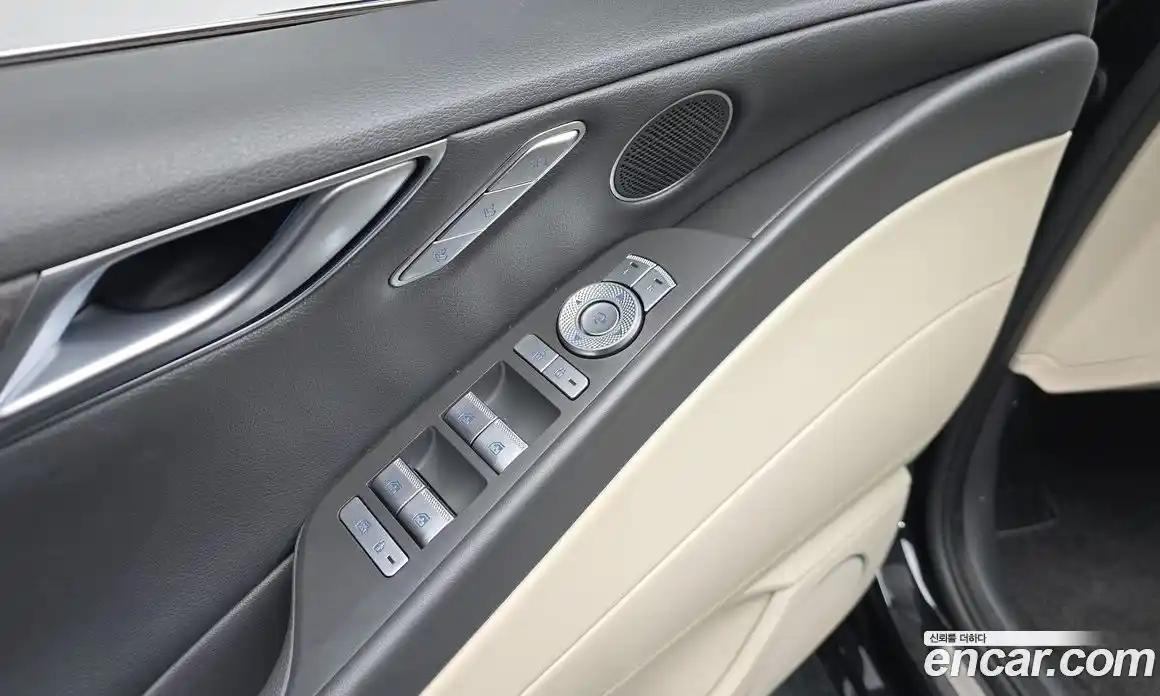 Genesis G80 2023 2.5 Автомат в Москве № 15860, фото 11