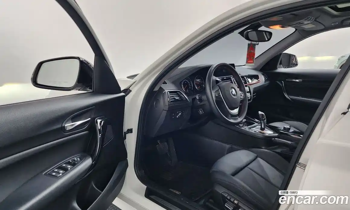 BMW 1-Series 2019 2.0 Автомат в Москве № 159296, фото 19